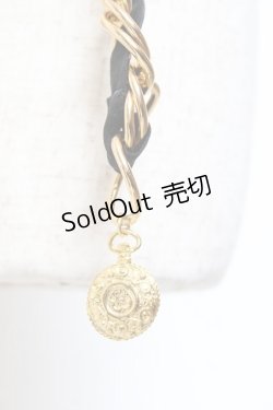 画像2: INGEBORG / チャーム付きチェーンベルト  ゴールド×黒 Y-25-10-25-013-LO-ZA-SZ-ZY