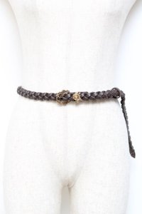 axes femme / ローズバックル編みベルト  茶 Y-25-10-25-014-AX-ZA-SZ-ZT485-F001