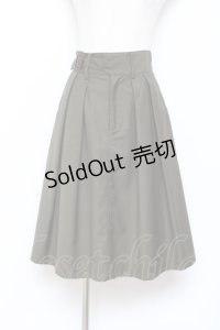 F i.n.t / サイドバックルベルトタックスカート F グリーン Y-25-10-28-150-CA-SK-SZ-ZY