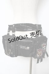 HN+nois / ボディポーチ  黒 Y-25-10-28-039-HN-ZA-SZ-ZY