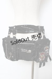 HN+nois / ボディポーチ  黒 Y-25-10-28-039-HN-ZA-SZ-ZY