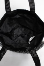 画像3: Maison de FLEUR / チェックリボンサテントートバッグ F ブラック Y-25-10-28-043-LO-BG-SZ-ZT335 (3)