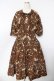 画像1: PINK HOUSE / ひな菊ブーケ柄ワンピース F ブラウン Y-25-10-31-062-LO-OP-AS-ZY (1)