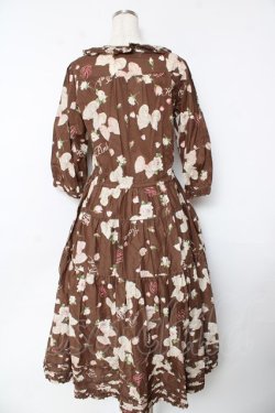 画像2: PINK HOUSE / ロージーローズプリントワンピース F ブラウン Y-25-10-31-064-LO-OP-AS-ZY