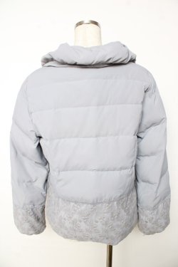 画像2: axes femme / 裾刺繍ダウン  サックス Y-25-11-01-093-AX-CO-SZ-ZY