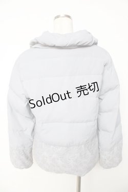 画像2: axes femme / 裾刺繍ダウン  サックス Y-25-11-01-093-AX-CO-SZ-ZY