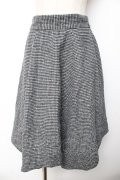 axes femme / 千鳥イレヘムスカート  黒 Y-25-11-01-149-AX-SK-SZ-ZY