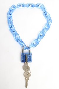 NOVESSEL / クリアチェーン南京錠ネックレス  ブルー Y-25-11-01-004-PU-AC-SZ-ZY