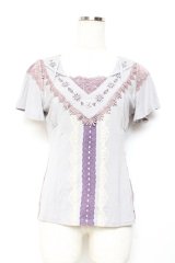 Ozz oneste / 刺繍入りフロントレーストップス  グレー Y-25-11-05-139-OO-TO-SZ-OS