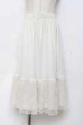 axes femme / フラワーレースミディペチスカート F 生成り Y-25-11-05-163-AX-SK-SZ-ZY