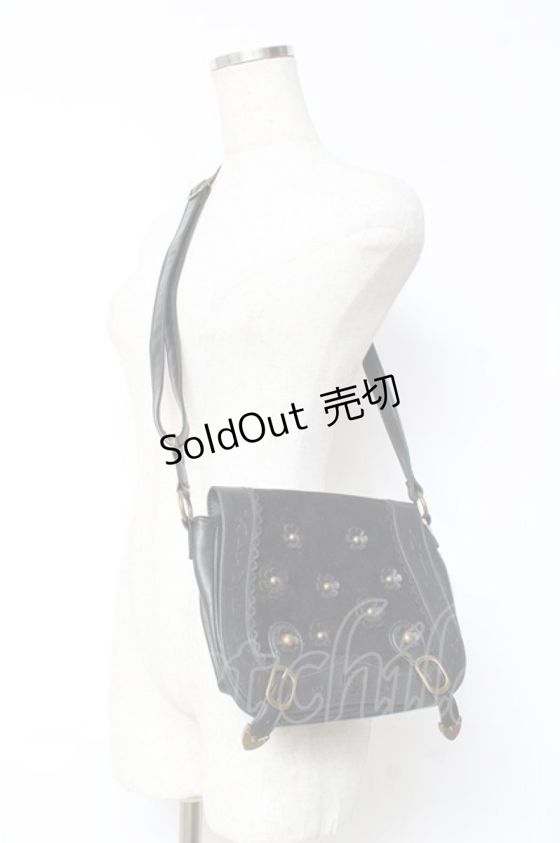 画像1: 【SALE】axes femme / お花付きショルダーバッグ  黒 Y-25-11-05-025-AX-BG-SZ-ZT273 (1)