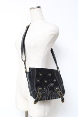 axes femme / お花付きショルダーバッグ  黒 Y-25-11-05-025-AX-BG-SZ-ZT273