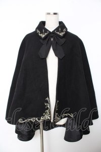 Princess Chronicles / 皇子系刺繍入りマント L 黒 Y-25-11-06-070-PU-CO-SZ-ZY