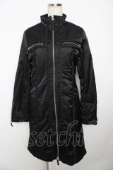Ozz Croce / 刺繍入り中綿コート  黒 Y-25-11-06-101-OO-CO-SZ-ZY