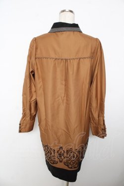 画像2: axes femme / ベロア調バイカラーワンピ M キャメル Y-25-11-06-125-AX-OP-SZ-ZY