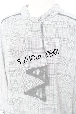 画像3: axes femme / カメオ付ラッフルフリルブラウス M グレー Y-25-11-09-065-AX-BL-SZ-ZI