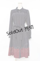 axes femme / ブローチ付バイカラーワンピース  紺 Y-25-11-09-103-AX-OP-SZ-ZY