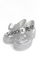 Honey Cinnamon / ビジューエナメルシューズ ｍ 黒 Y-25-11-15-050-LO-SH-SZ-ZY