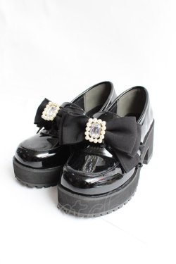 画像1: Honey Cinnamon / ビジューエナメルシューズ ｍ 黒 Y-25-11-15-050-LO-SH-SZ-ZY