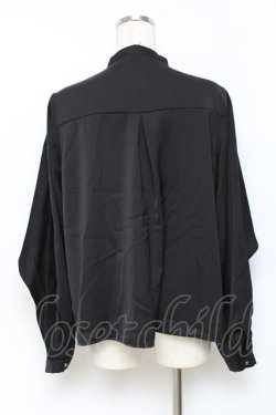 画像2: axes femme / ケープ風ボウタイブラウス  黒 Y-25-11-15-055-AX-BL-SZ-ZY