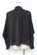 画像2: axes femme / ケープ風ボウタイブラウス  黒 Y-25-11-15-055-AX-BL-SZ-ZY (2)