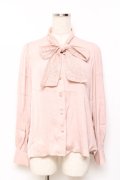 an another angelus / レースボウタイブラウス  ピンク Y-25-11-15-058-CA-BL-SZ-ZY