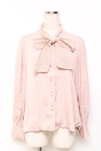 an another angelus / レースボウタイブラウス  ピンク Y-25-11-15-058-CA-BL-SZ-ZY