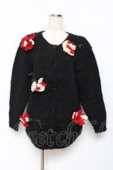 INGEBORG / カーネーションモチーフのニットカーディガン F 黒 Y-25-11-15-085-LO-TO-SZ-ZY