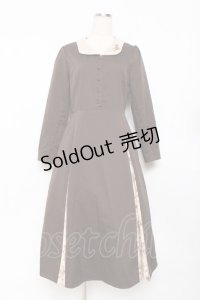 an another angelus / 刺繍入り花柄切替ロングワンピース  ブラウン Y-25-11-15-096-CA-OP-SZ-ZY