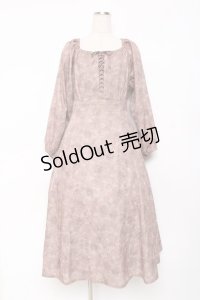 an another angelus / フロントレースアップペイズリーフラワーワンピース  ブラウン Y-25-11-15-097-CA-OP-SZ-ZY