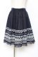 画像1: axes femme / レースプリントスカート  紺 Y-25-11-15-127-AX-SK-SZ-ZY (1)