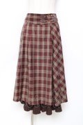 axes femme / 裾プリーツチェック柄スカート  ブラウン Y-25-11-15-134-AX-SK-SZ-ZY