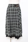 axes femme / 裾プリーツチェック柄スカート  グリーン Y-25-11-15-135-AX-SK-SZ-ZY