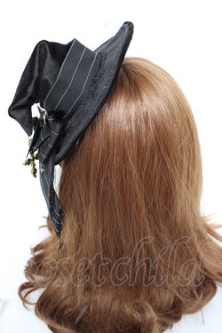 画像3: GOTH / クロスチェーン魔法使いクリップハット  黒 Y-25-11-22-042-GO-AC-SZ-ZY