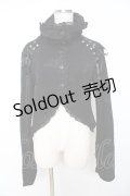 h.naoto Blood / プリント入り編み上げハイネック燕尾カーディガン  黒 Y-25-11-22-110-HN-TO-SZ-ZY