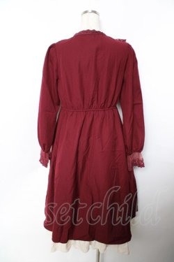 画像2: axes femme / ブローチ付ブロッキングワンピース M ワイン Y-25-11-22-143-AX-OP-SZ-ZY