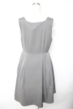 画像2: Fi.n.t / スクエアネックエンブレム釦ジャンパースカート  グレー Y-25-11-22-190-CA-OP-SZ-ZY