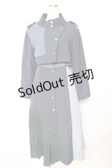 red yazel / ケープ付きバイカラーワンピース  紺 Y-25-11-22-205-LO-OP-SZ-ZY