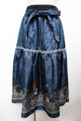 axes femme / ワイン柄スカート F 紺 Y-25-11-22-243-AX-SK-SZ-ZY