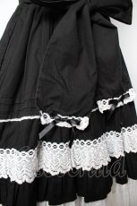 画像5: Angelic Pretty / Sweetフリルジャンパースカート  黒×白 Y-25-11-24-094-AP-OP-SZ-ZS (5)