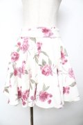 mille fille closet by LODISPOTTO / ロイヤルビッグローズスカート M アイボリー Y-25-11-24-122-LO-SK-SZ-ZY
