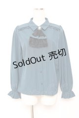 axes femme / カメオ×ジャボブローチ付ブラウス  グリーン Y-25-11-26-045-AX-BL-SZ-ZY