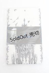 Moi-meme-Moitie / オールターオーバーニー  ホワイト×ブラック Y-25-11-26-009-MO-ZA-SZ-ZY