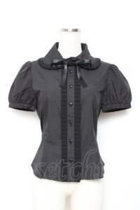 Moi-meme-Moitie / プリーツ半袖ブラウス 2 ブラック Y-25-11-26-070-MO-BL-SZ-ZY