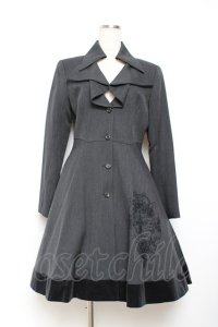 Moi-meme-Moitie / 十字架フレームプリントコート 2 ブラック Y-25-11-26-080-MO-CO-SZ-ZY