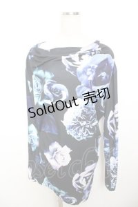 CIVARIZE / Zest フラワー総柄ドレープカットソー 44 ブラック Y-25-11-26-133-GO-TO-SZ-ZY