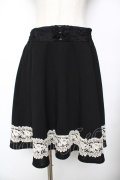 axes femme / スカラップレースフレアスカート  黒 Y-25-11-26-196-AX-SK-SZ-ZY