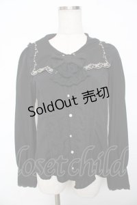 axes femme kawaii / スカラップバラ刺繍ブラウス M 黒 Y-25-11-30-064-AX-BL-SZ-ZY