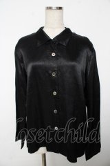 powder / しわ加工サテンブラウス F 黒 Y-25-11-30-088-LO-BL-SZ-ZY
