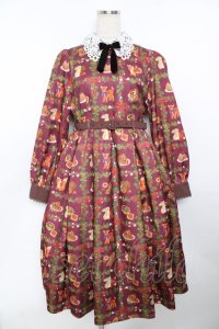 axes femme kawaii / 森のケーキ屋さん柄ワンピース M ワイン Y-25-11-30-191-AX-OP-SZ-ZI